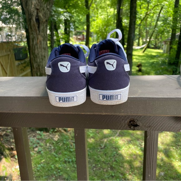 PUMA SHOES BLUE/WHITE SIZE 9 men’s SIZE 10.5 wemons - Picture 2 of 5